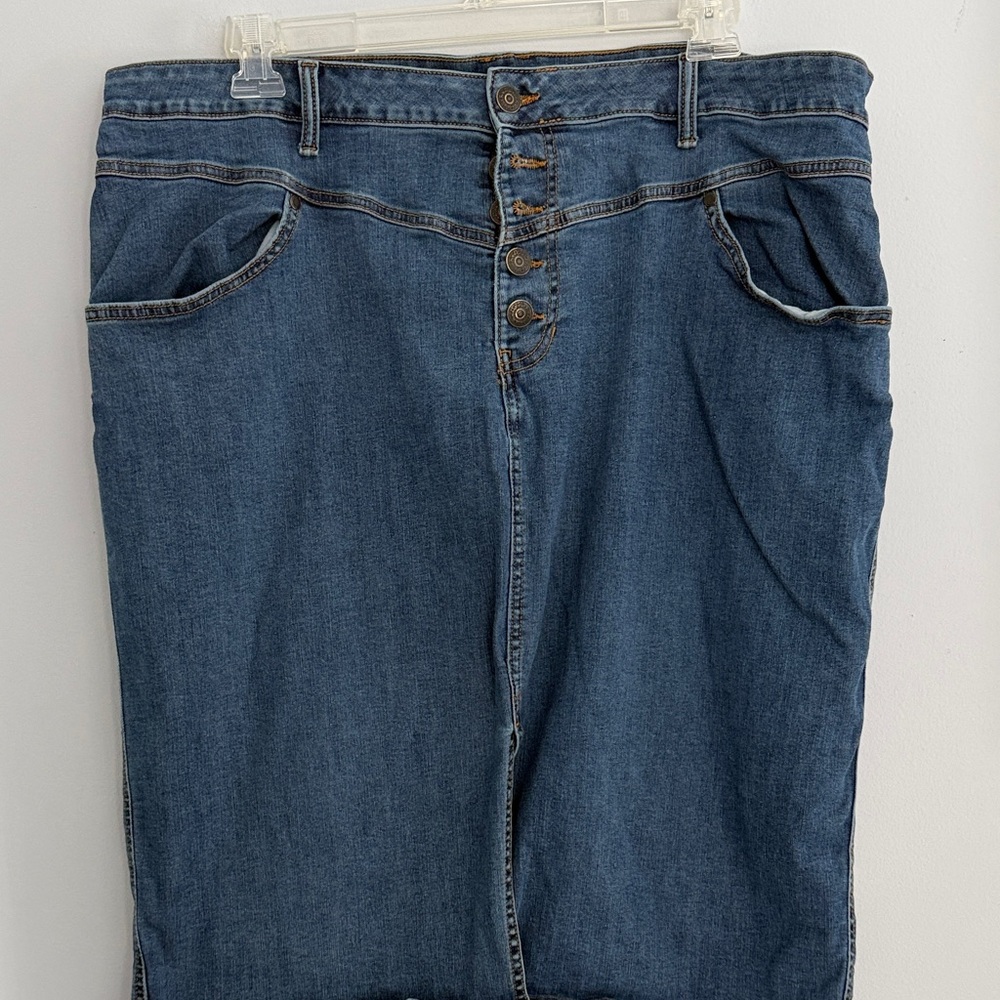 Stylish Blue Denim Midi Skirt